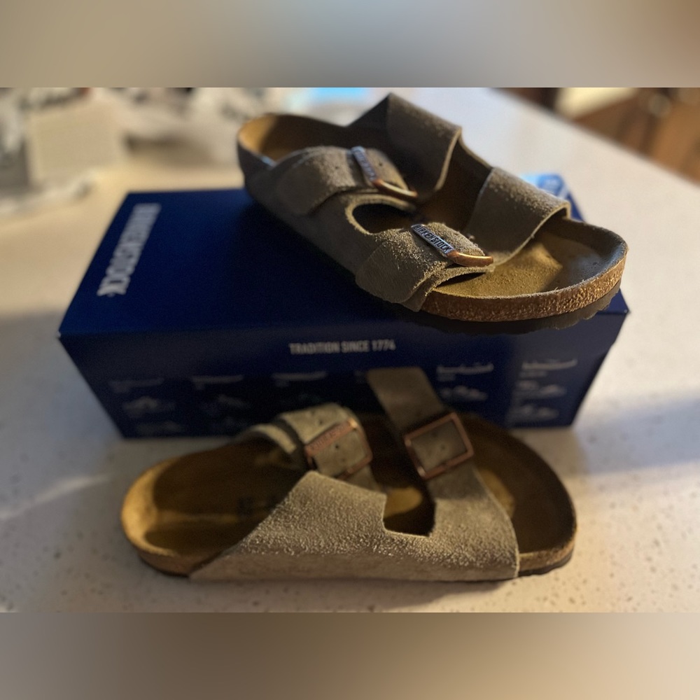 New in box suede leather Birkenstock